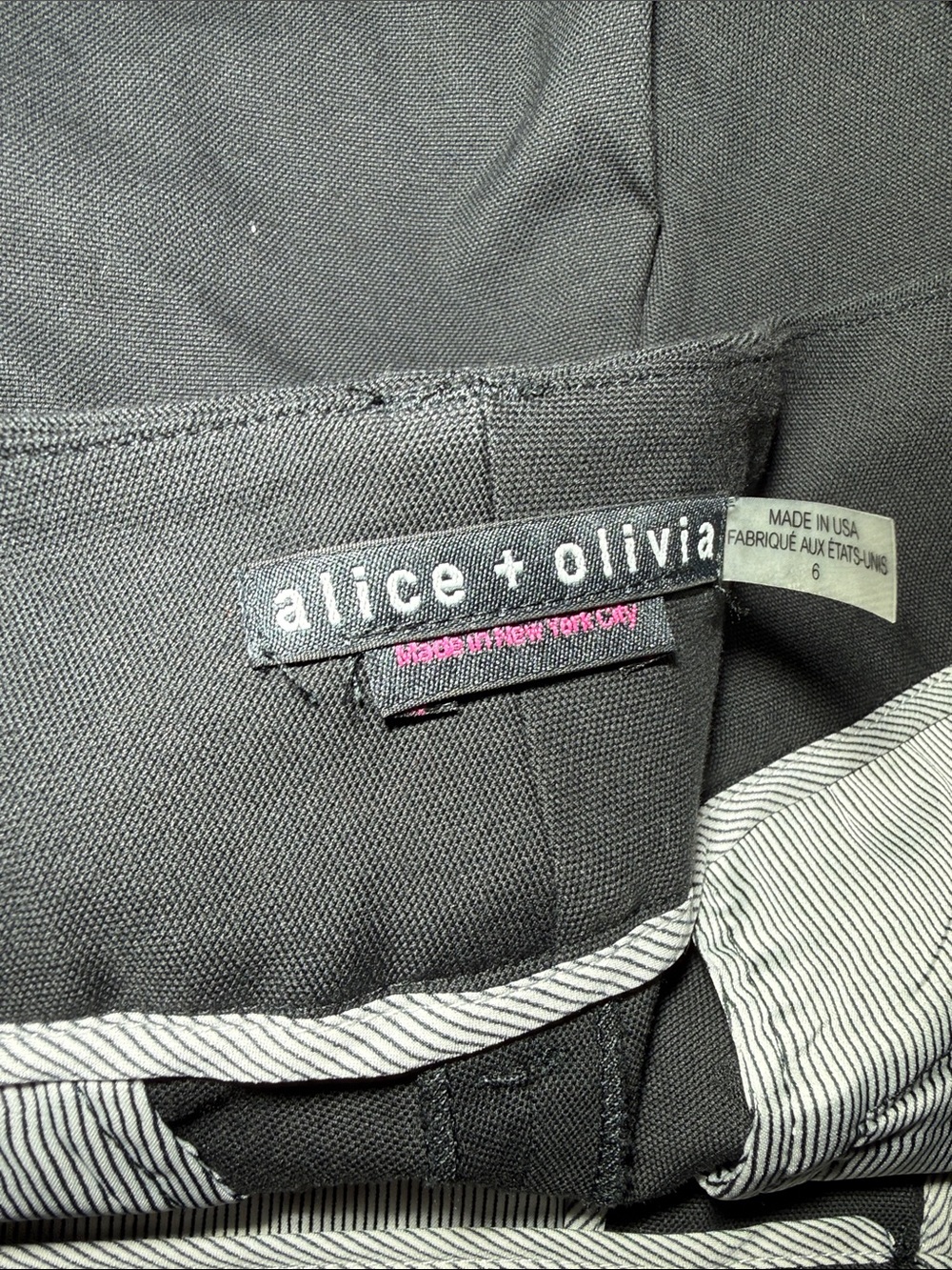 Alice + Olivia Cady Cuff Short - Picture 3 of 5